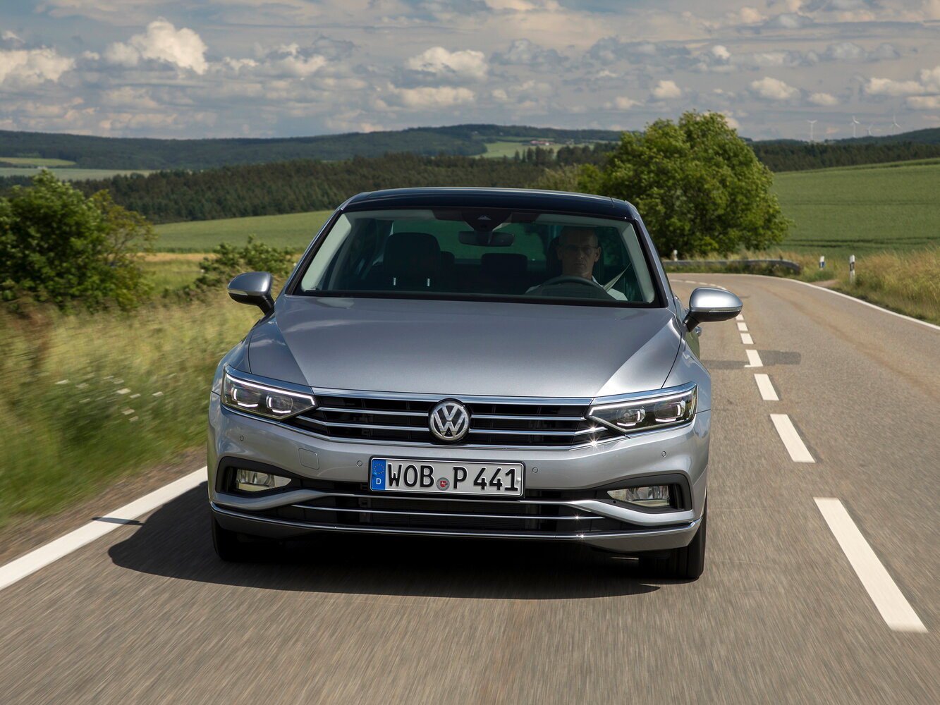 Volkswagen Passat 2019 330TSI Elite VI