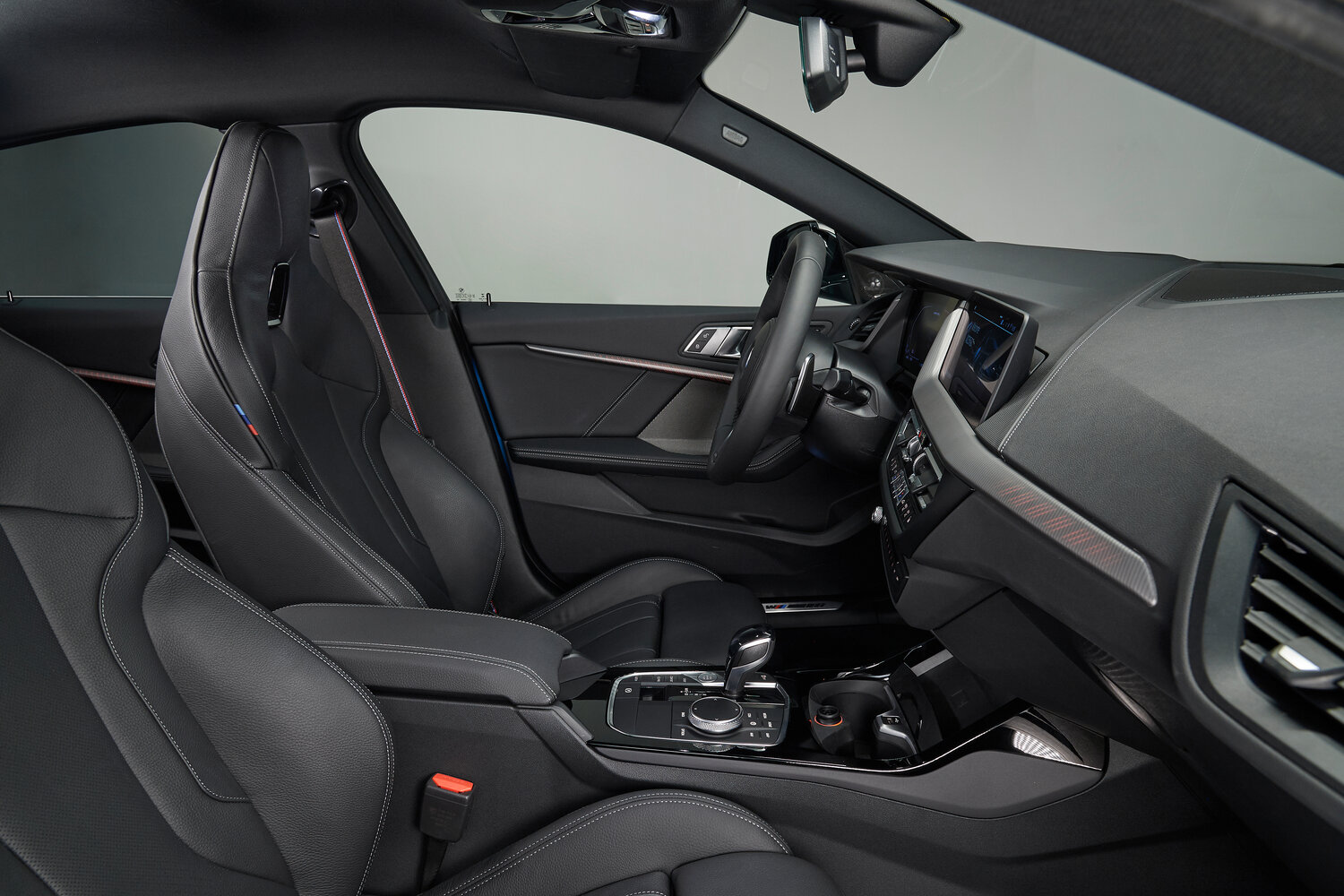 BMW 2 серии 218d M