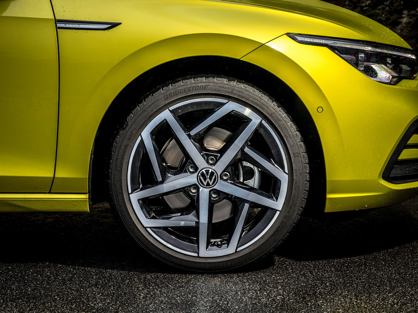 Volkswagen Golf — справочные фотографии комплектации, Диск
