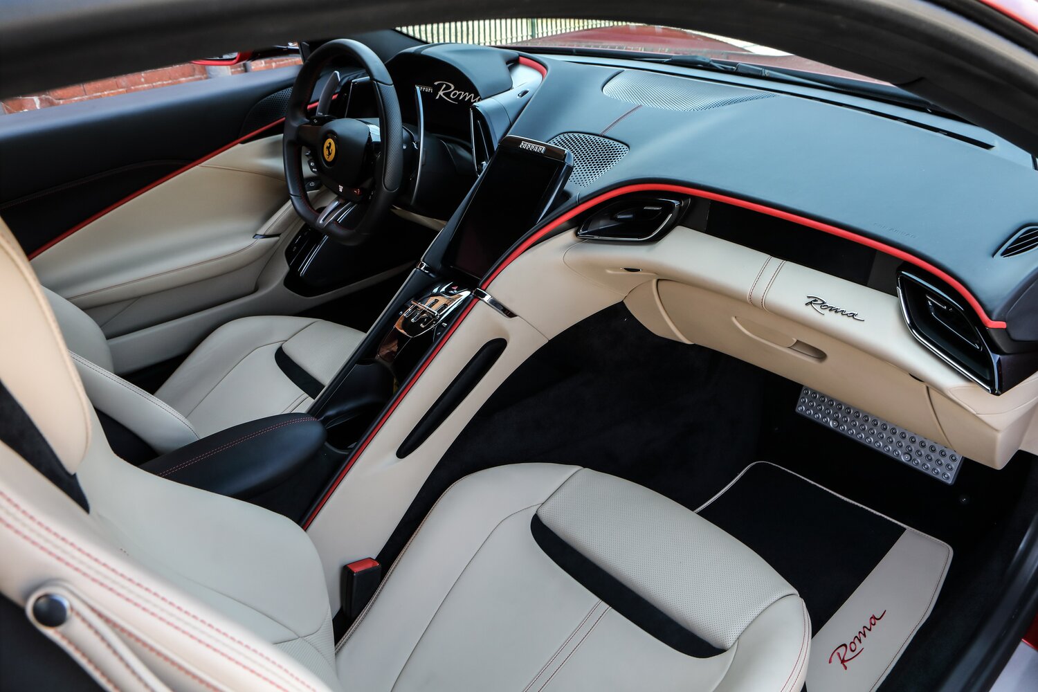 Ferrari Roma 2020 3.9T V8