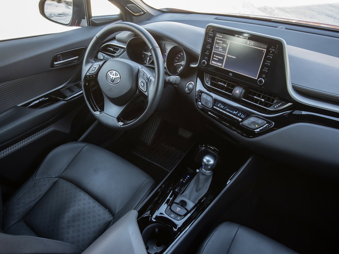 Toyota C-HR S LED Package