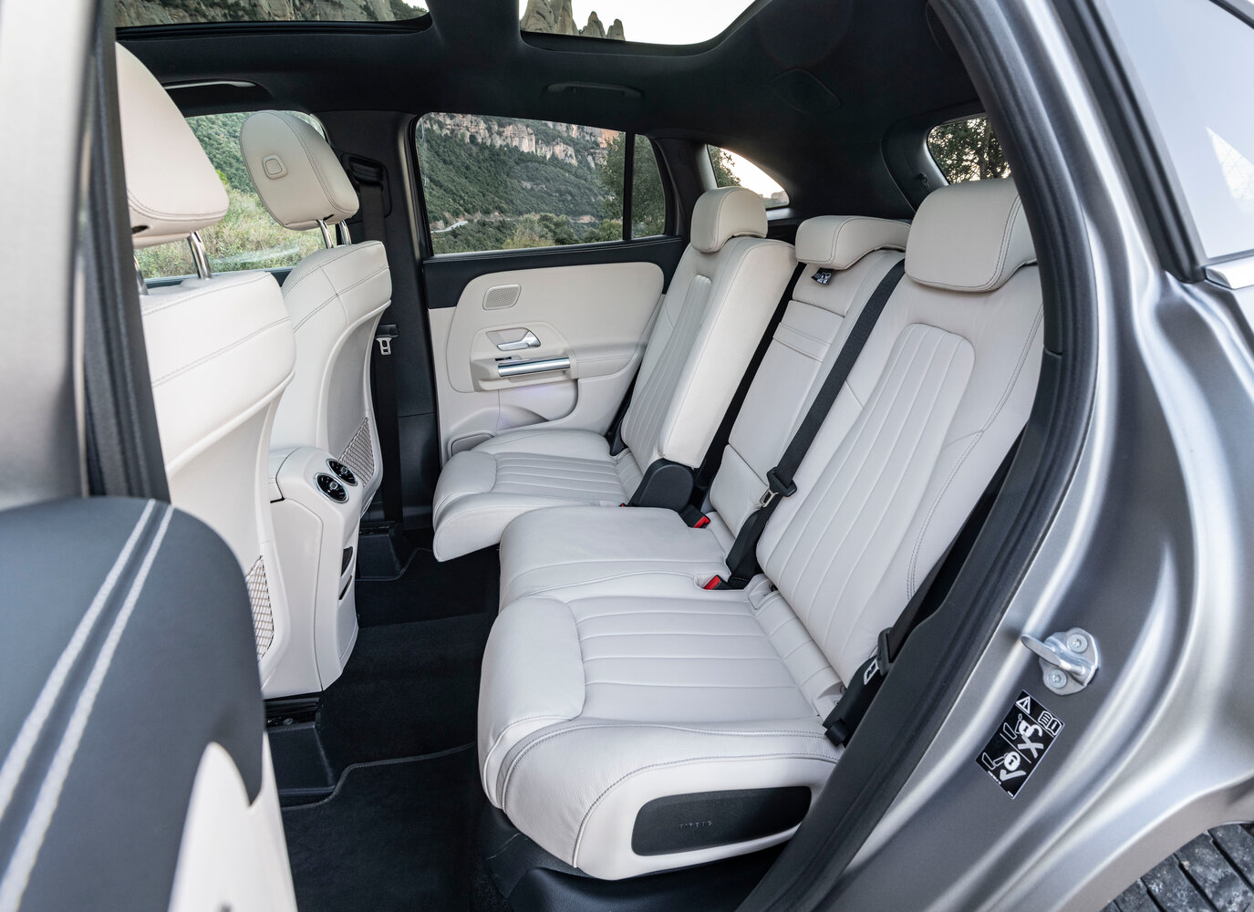 Mercedes-Benz GLA-Class H247 GLA220