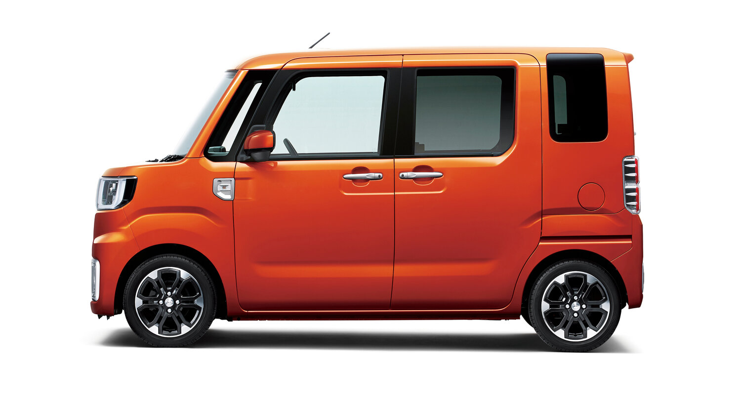 Daihatsu Wake G VS SAIII