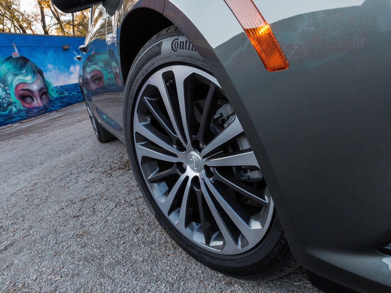 Buick Regal — справочные фотографии комплектации, Диск