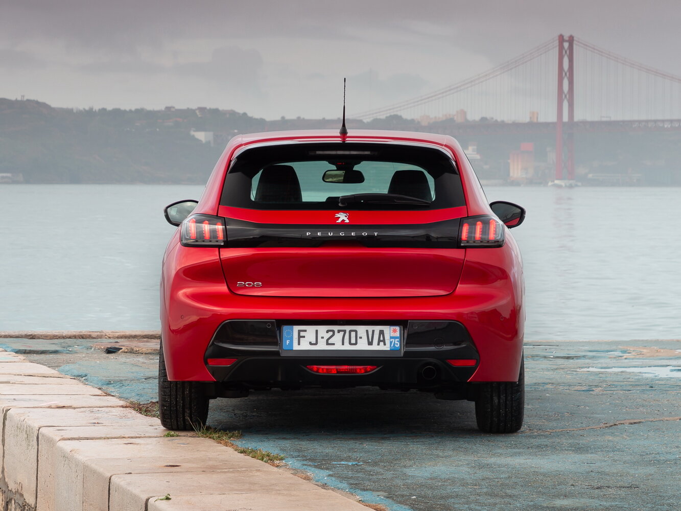 Peugeot 208 GT