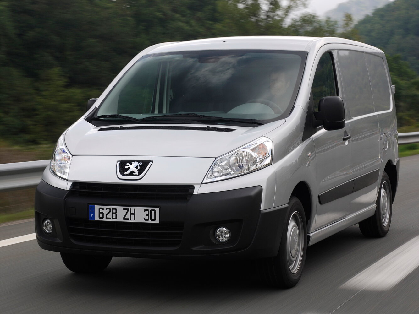 Peugeot Expert — II поколение (2007–2011)
