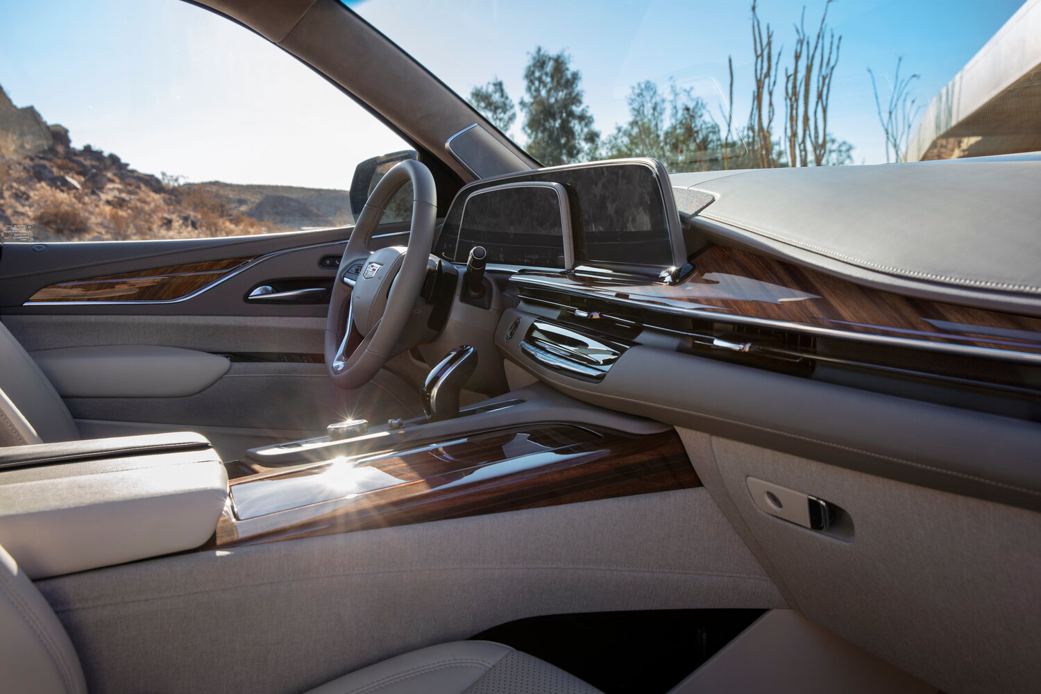 Cadillac Escalade ESV Premium Luxury