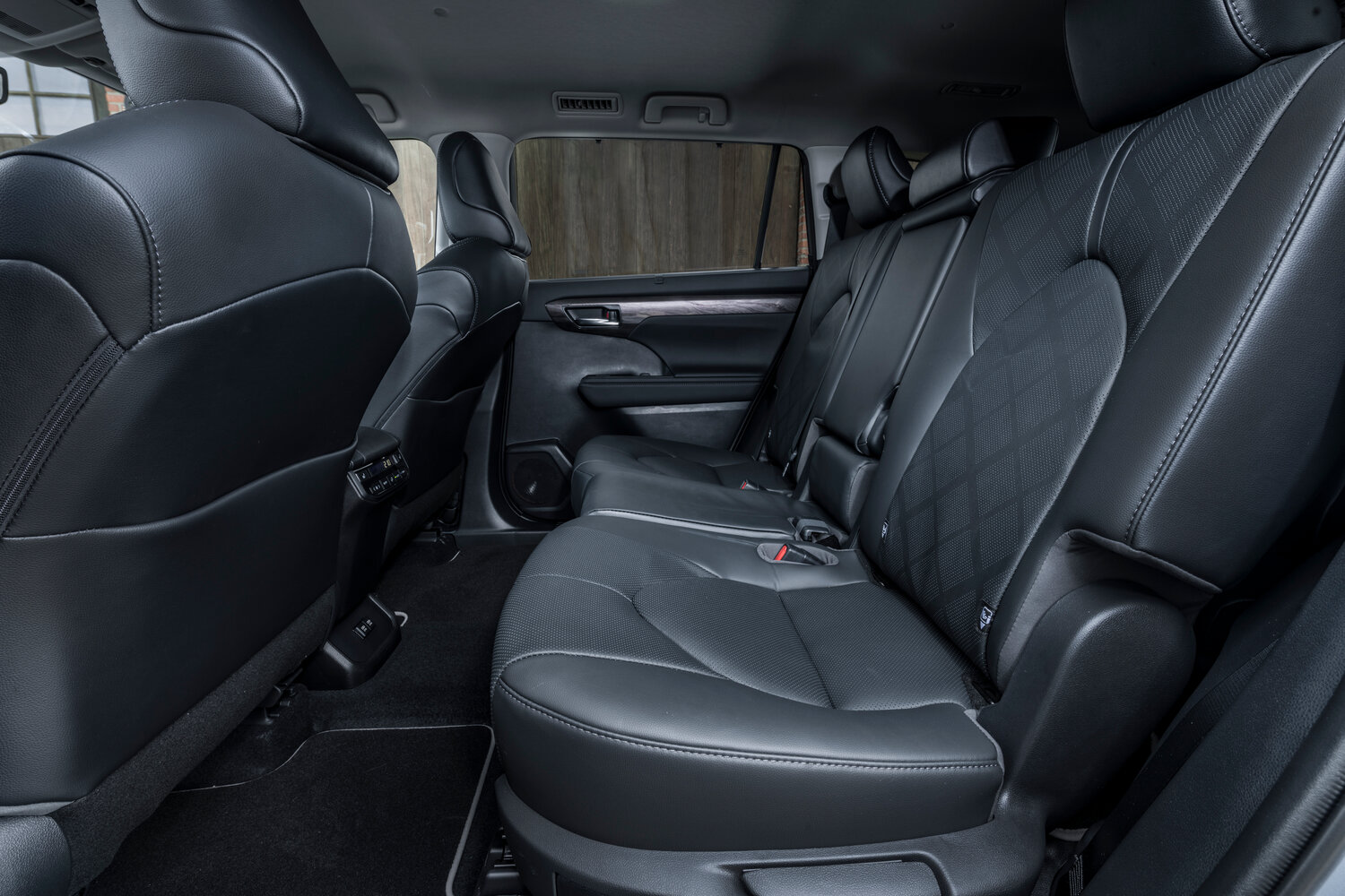 Toyota Highlander 2024 380T Luxury 7 мест