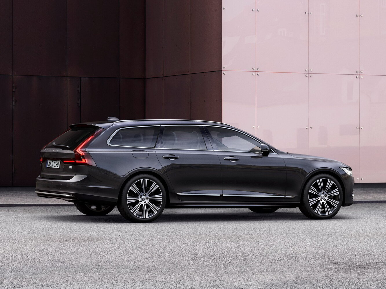 Volvo V90 B5 AWD