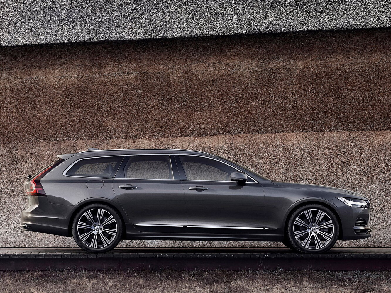 Volvo V90 B5 AWD
