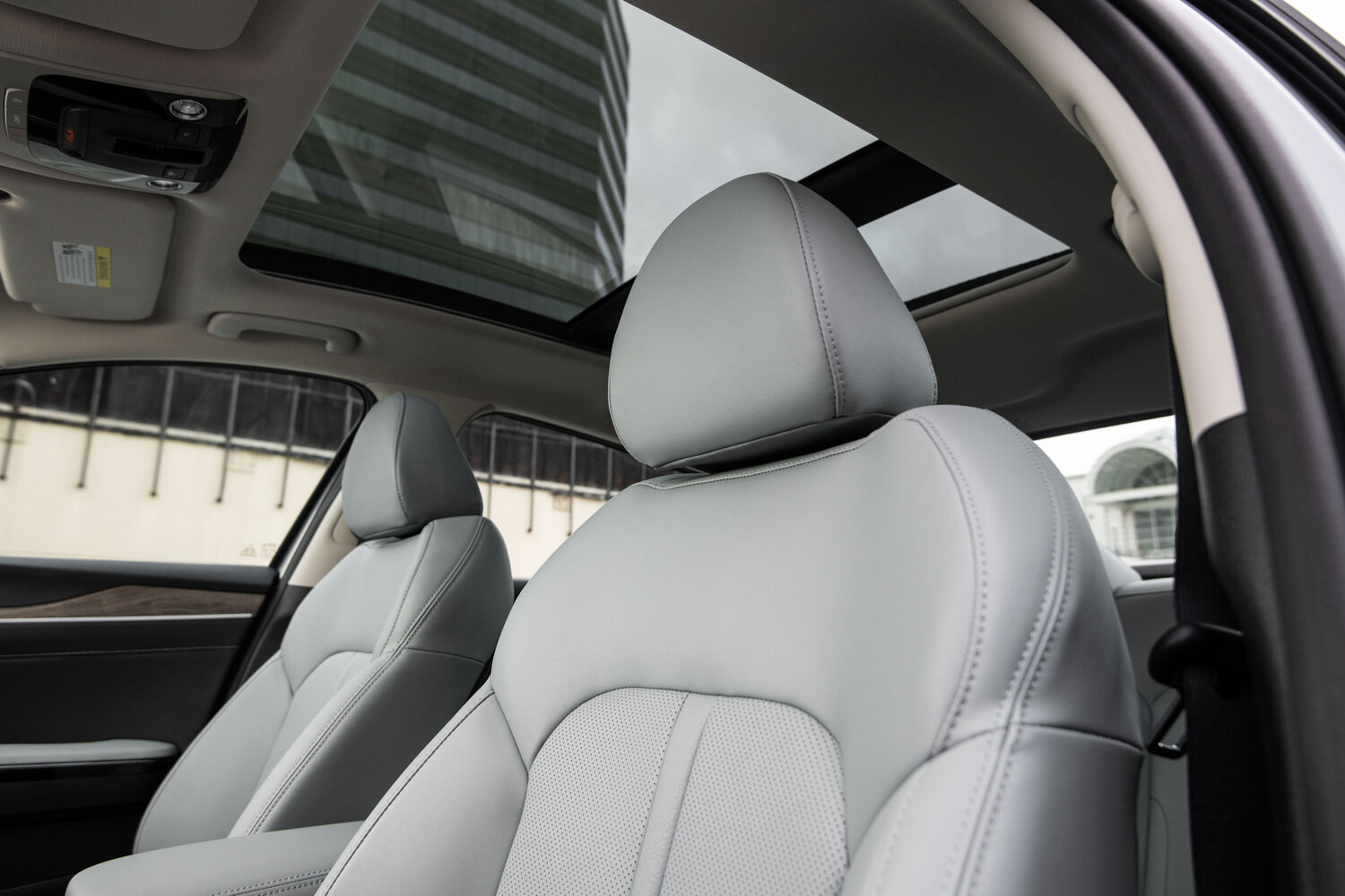 Kia K5 Noblesse