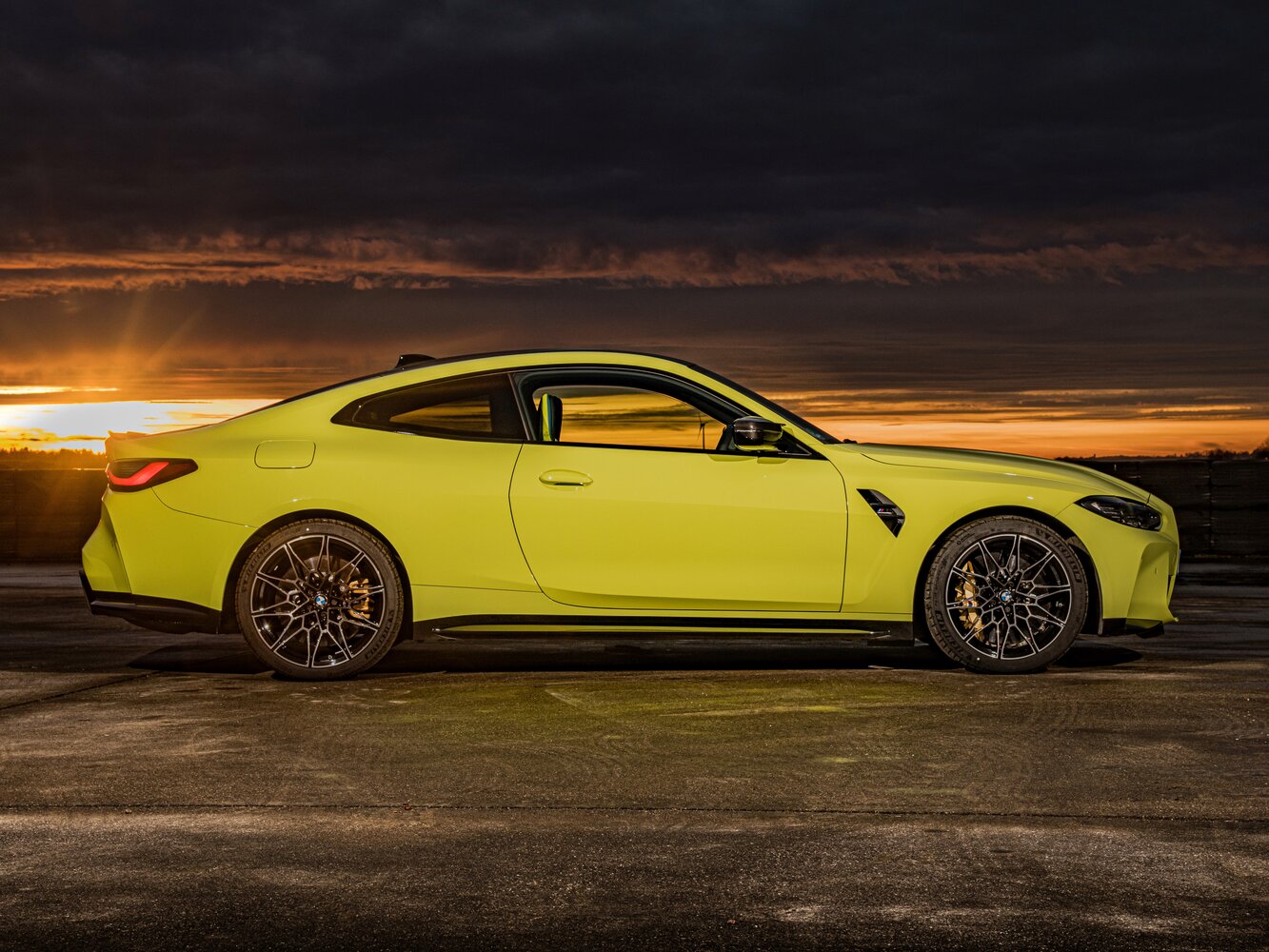 BMW M4 2022 M4 M xDrive