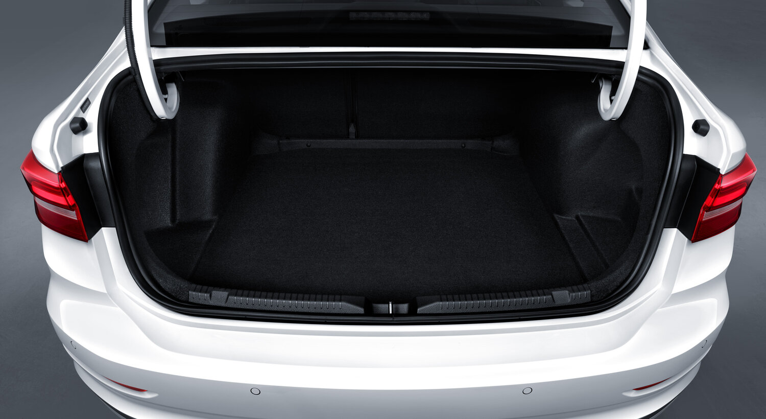 Volkswagen Lavida — справочные фотографии комплектации, Багажник