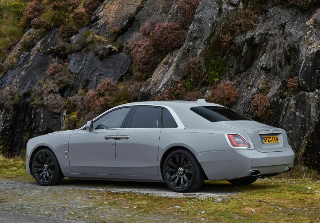 Rolls-Royce Ghost 6.6 V12