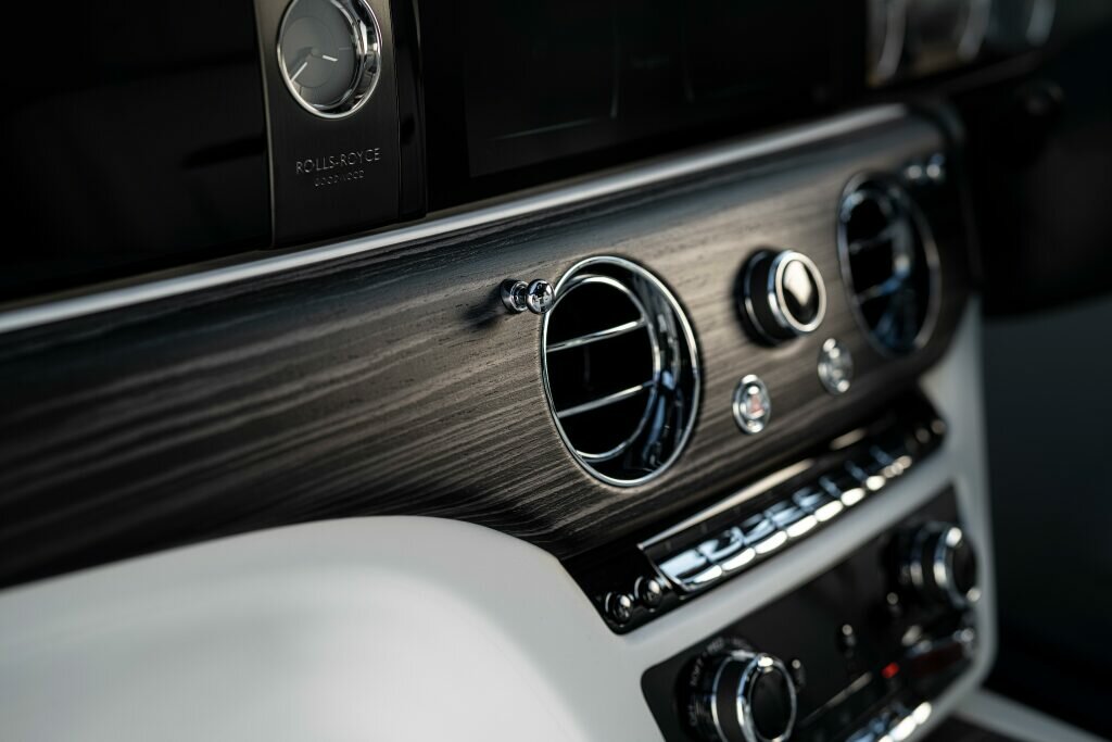 Rolls-Royce Ghost — справочные фотографии комплектации, Интерьер 2
