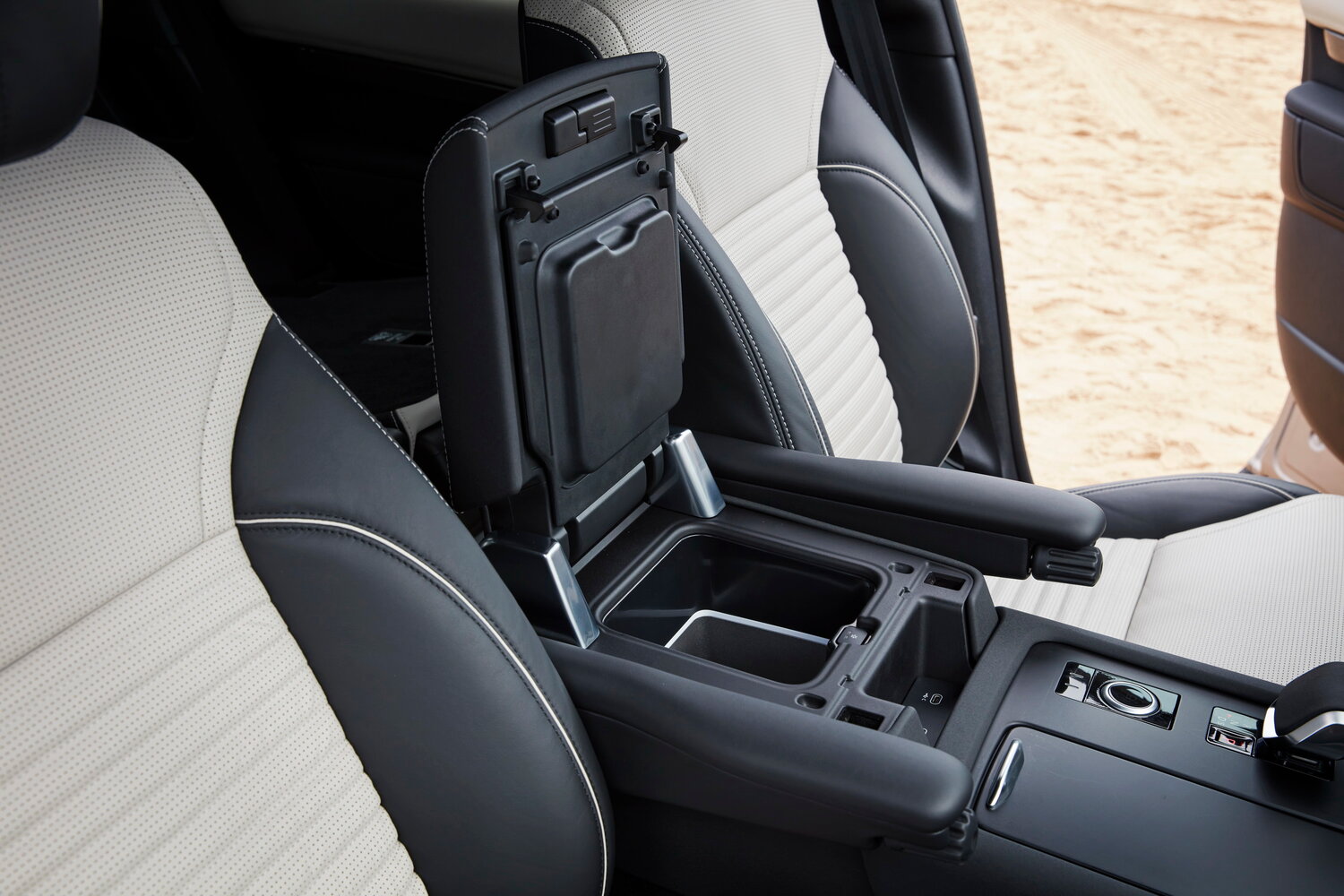 Land Rover Discovery 2021 360PS R-Dynamic S