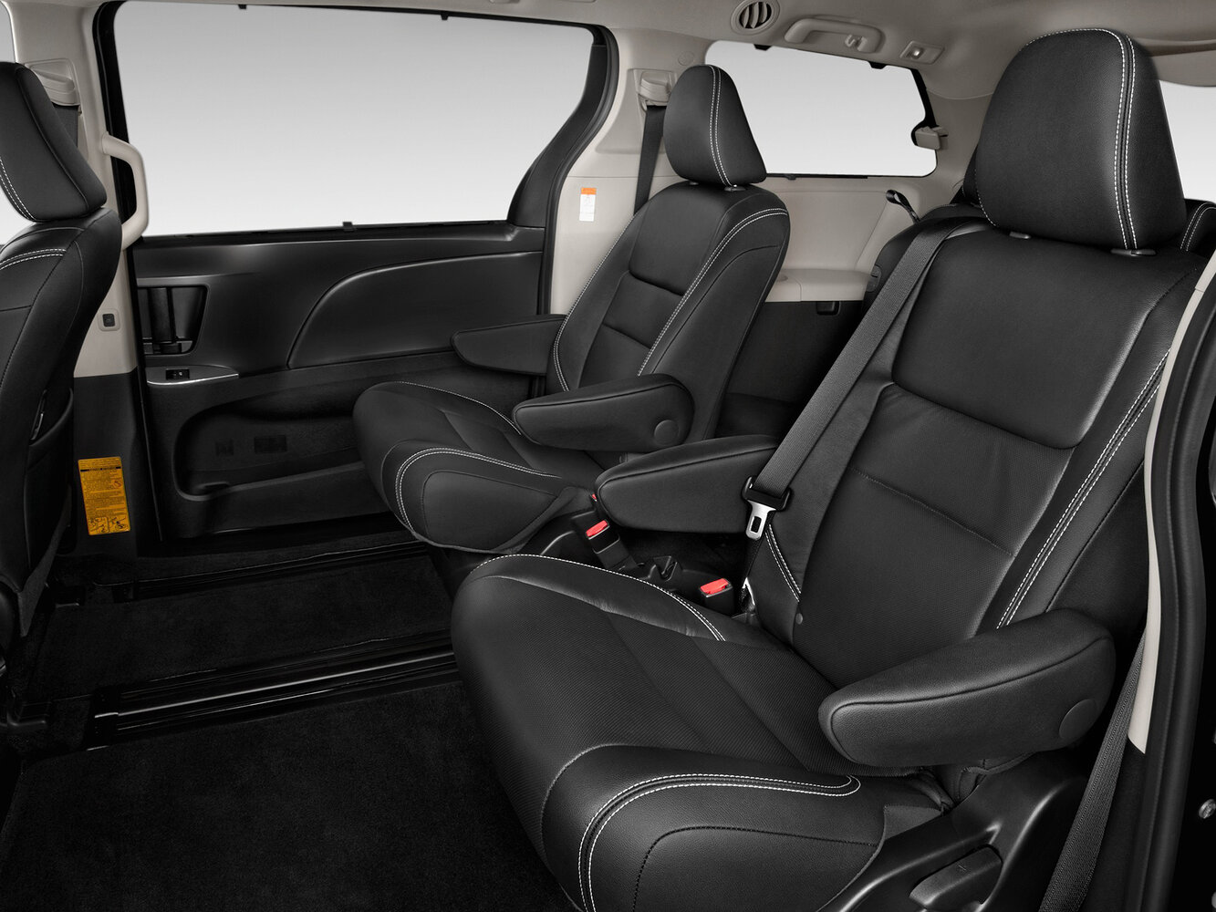 Toyota Sienna 2015 3.5L AT 7 мест