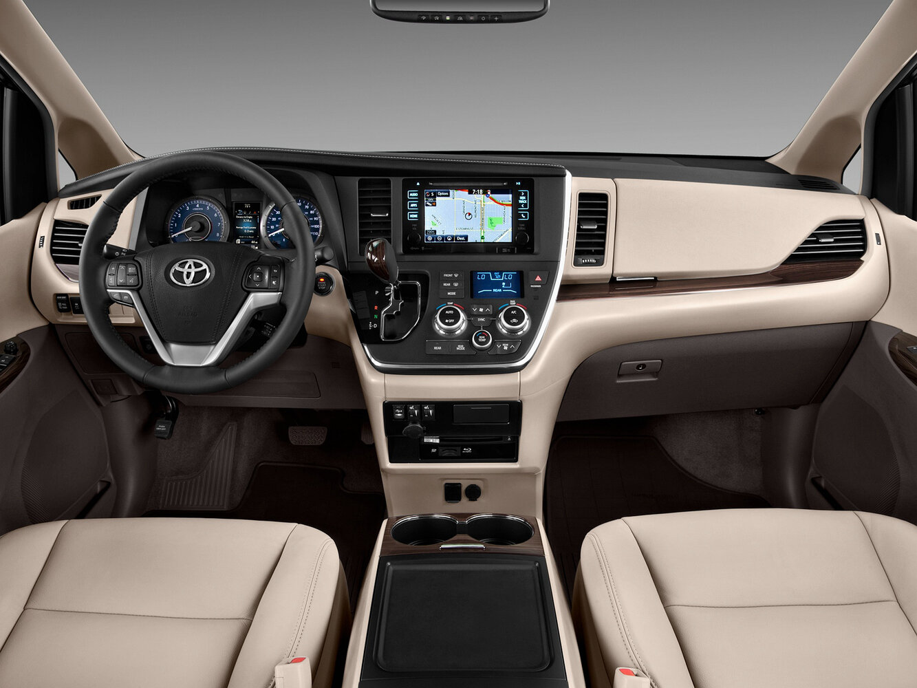 Toyota Sienna 2015 3.5L AT 7 мест