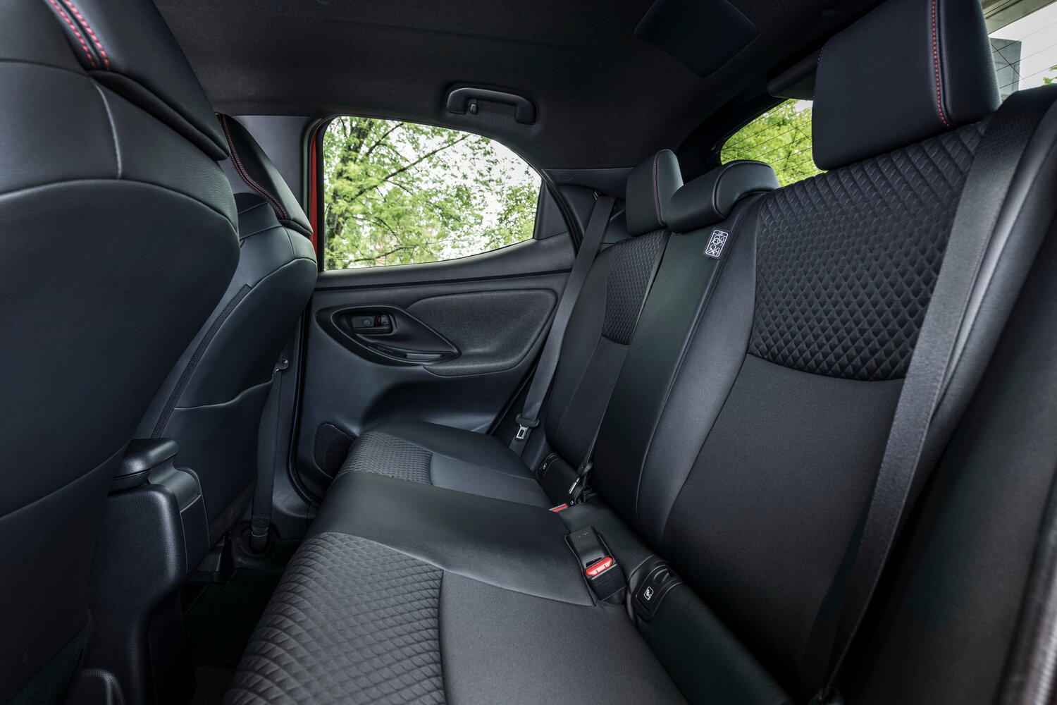Toyota Yaris X