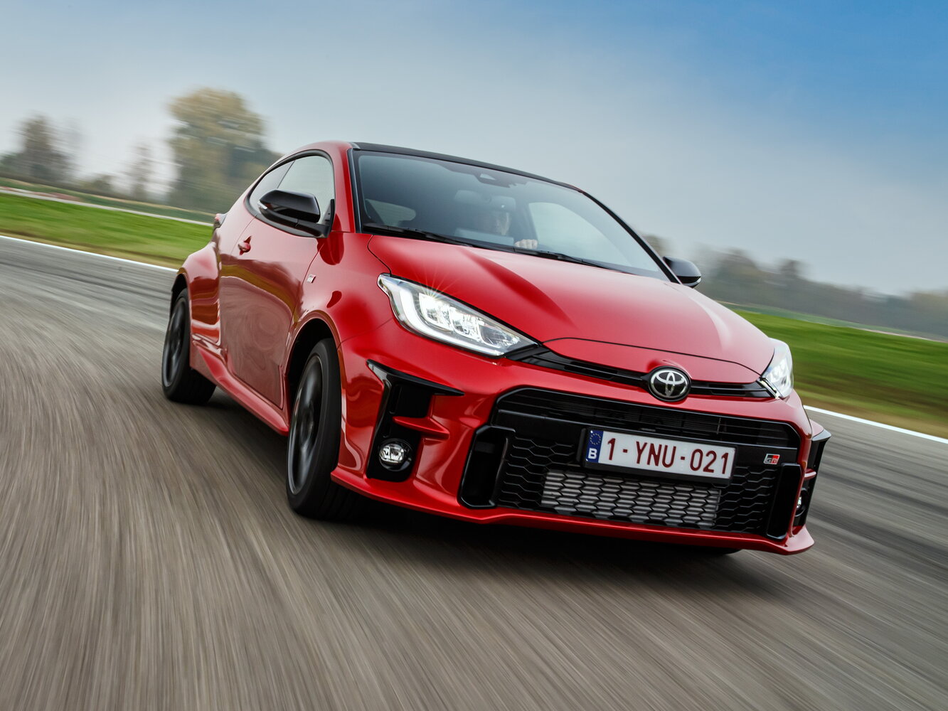 Toyota Yaris — IV поколение (2020–2026)