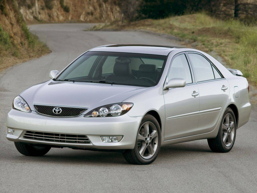 Toyota Camry 2005 2.4 Standard