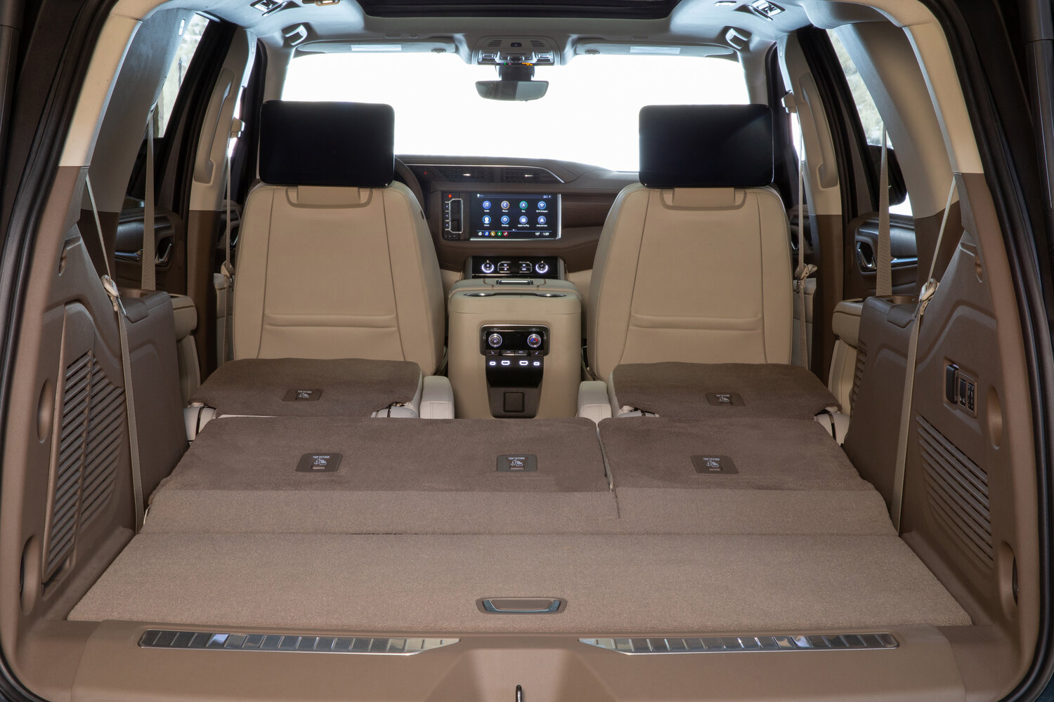 GMC Yukon — справочные фотографии комплектации, Багажник