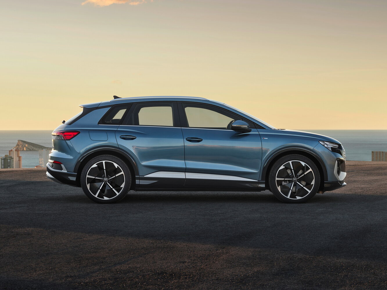 Audi Q4 e-tron 40e− S