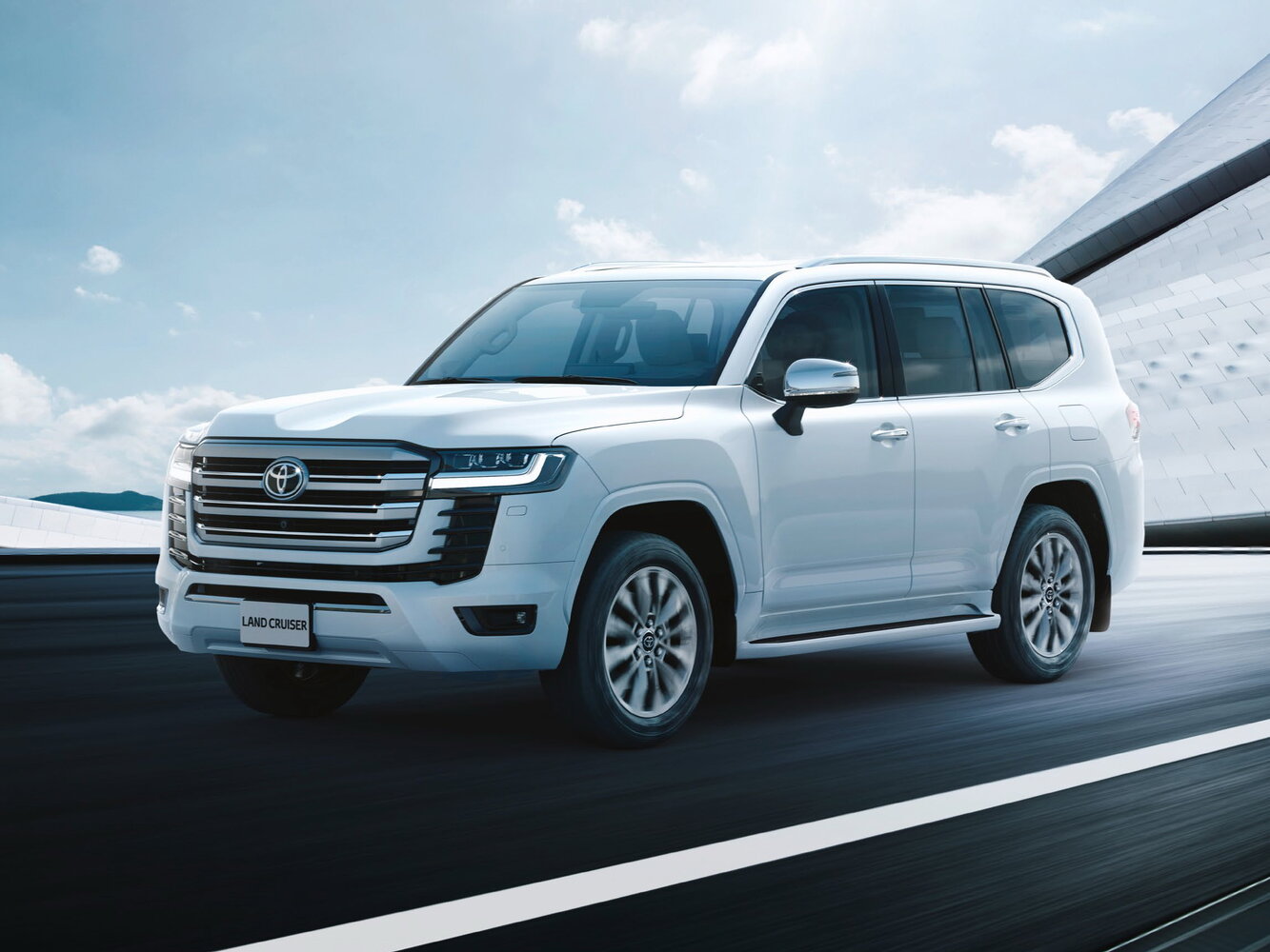 Toyota Land Cruiser 2023 3.5T AT 7 мест