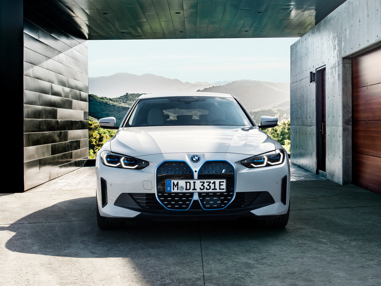 BMW i4 M50