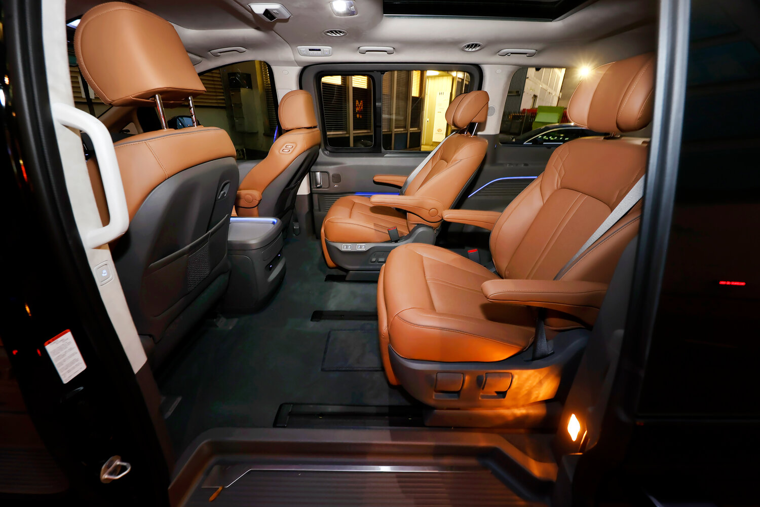Hyundai Staria Modern