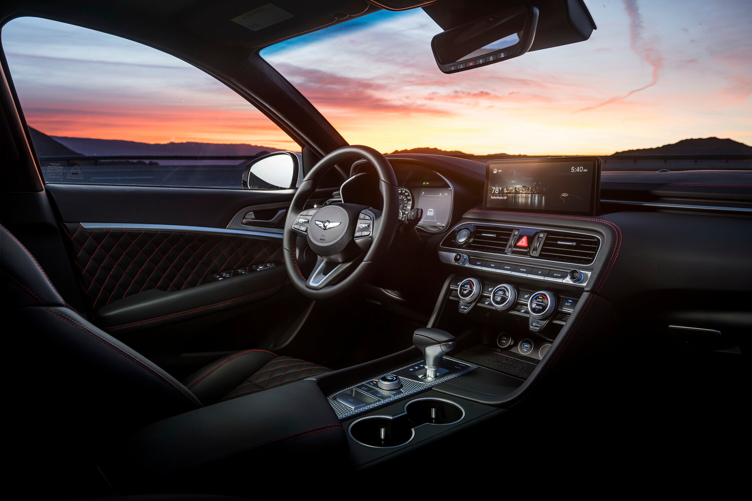 Genesis G70 Gasoline 2.0T 4WD