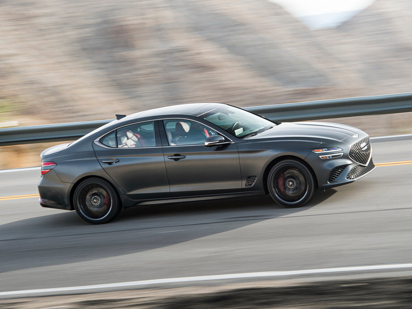 Genesis G70 Gasoline 2.0T 4WD