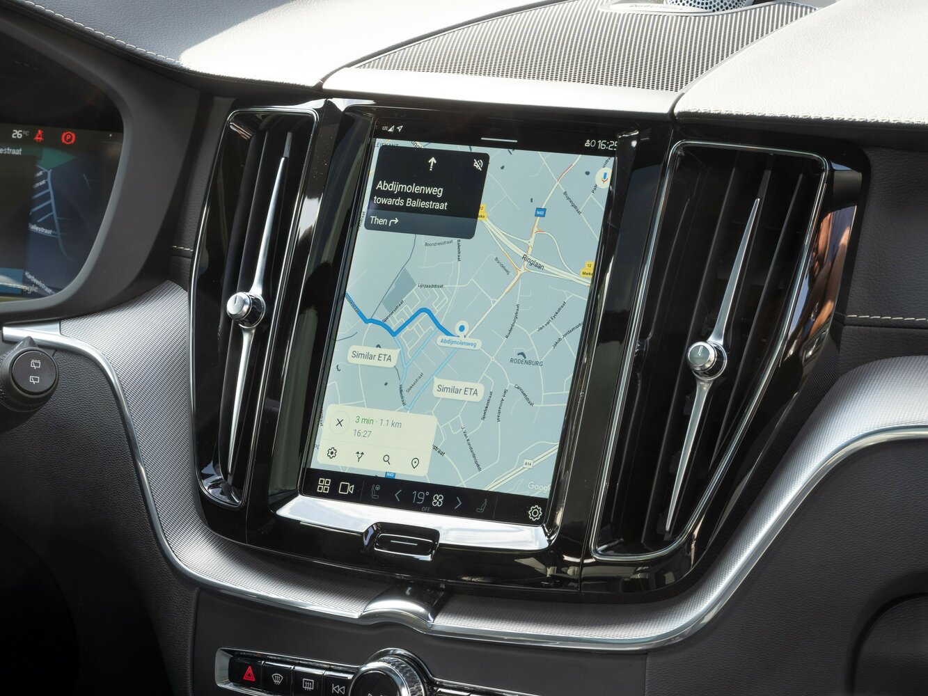 Volvo XC60 B6 AWD R