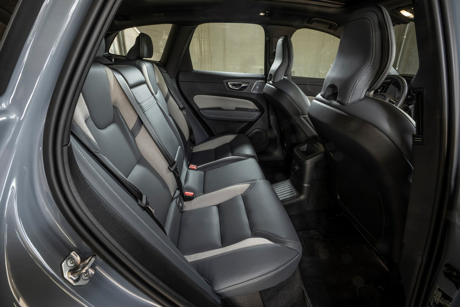 Volvo XC60 B6 AWD R