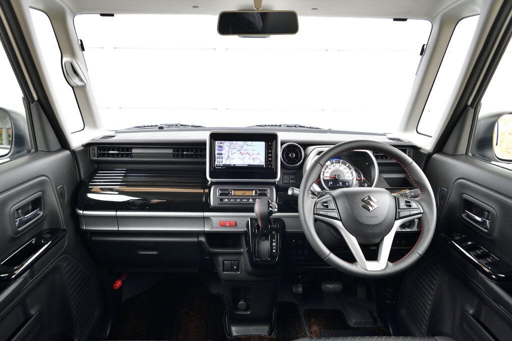 Suzuki Spacia GS