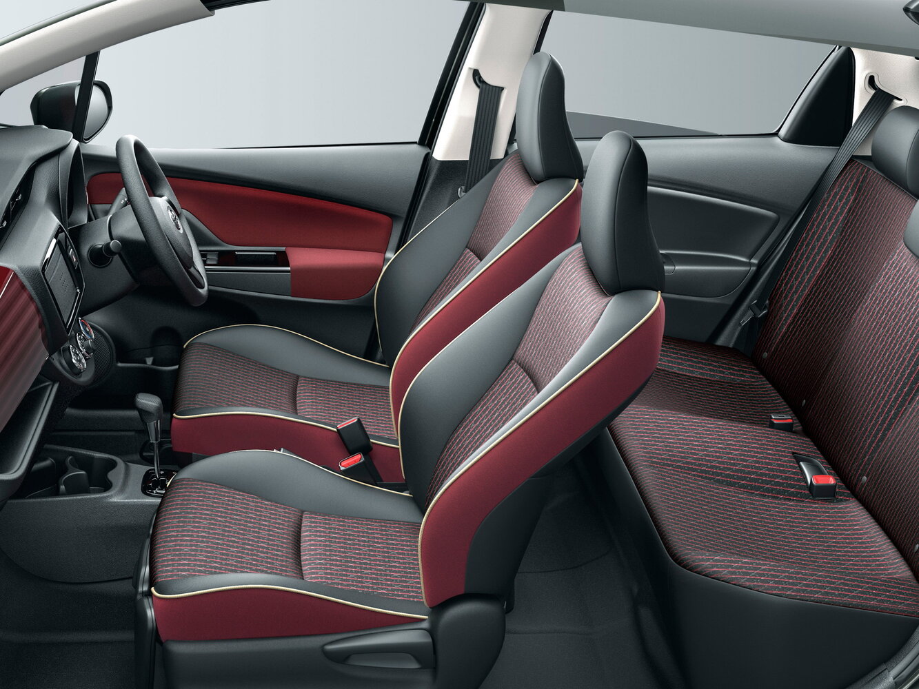 Toyota Vitz F III