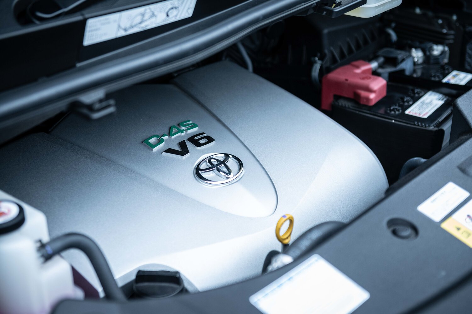 Toyota Vellfire 2021 2.5L HV Luxury