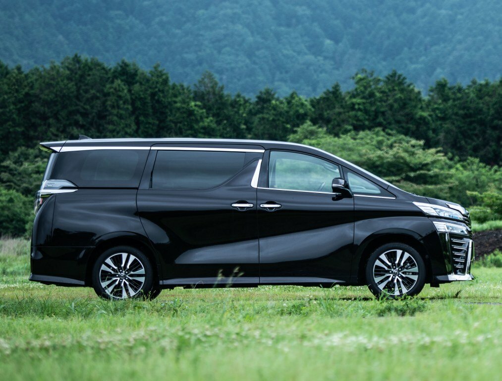 Toyota Vellfire 2021 2.5L HV Luxury