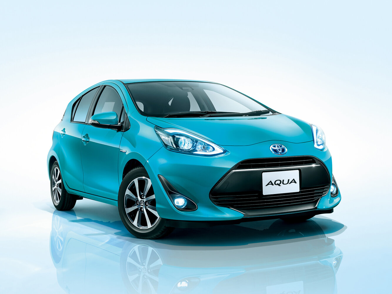 Toyota Aqua X