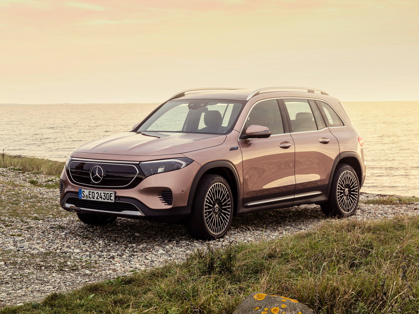 Mercedes-Benz EQB X243 EQB300 4MATIC