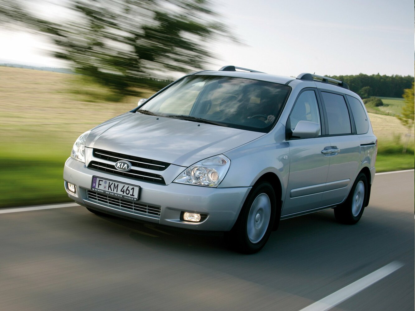 Kia Carnival — II поколение (2006–2014)