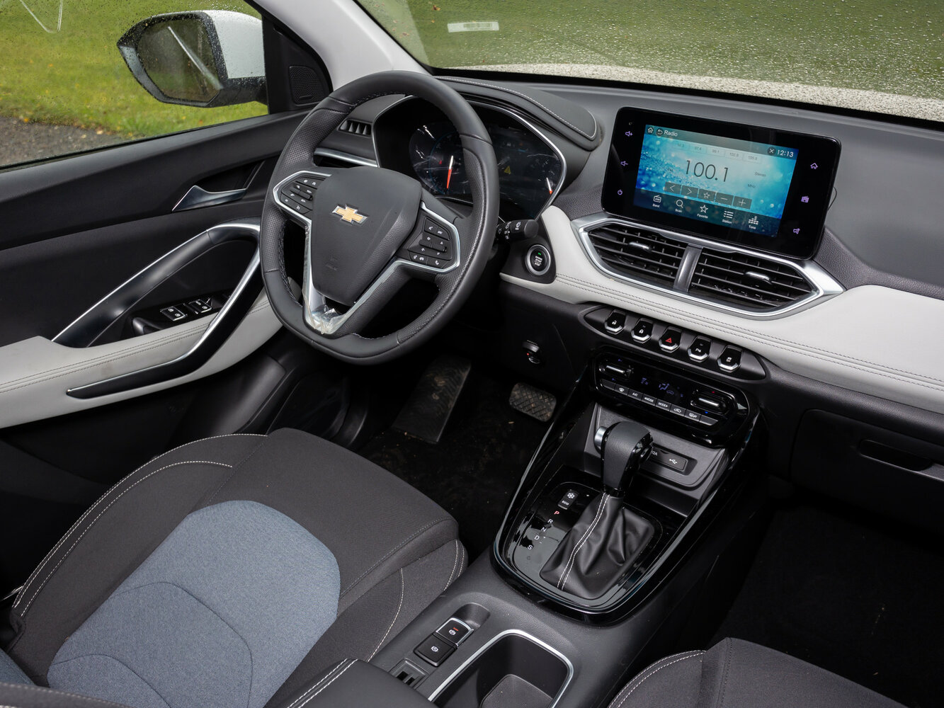 Chevrolet Captiva 2WD LT Deluxe