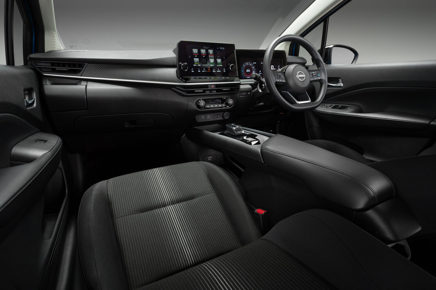 Nissan Note e− X