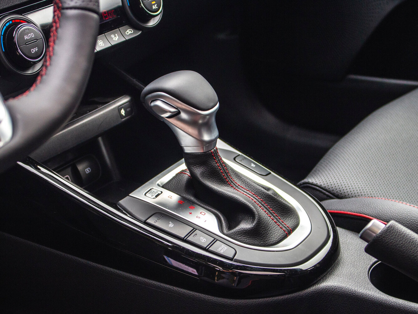 Kia K3 Luxury