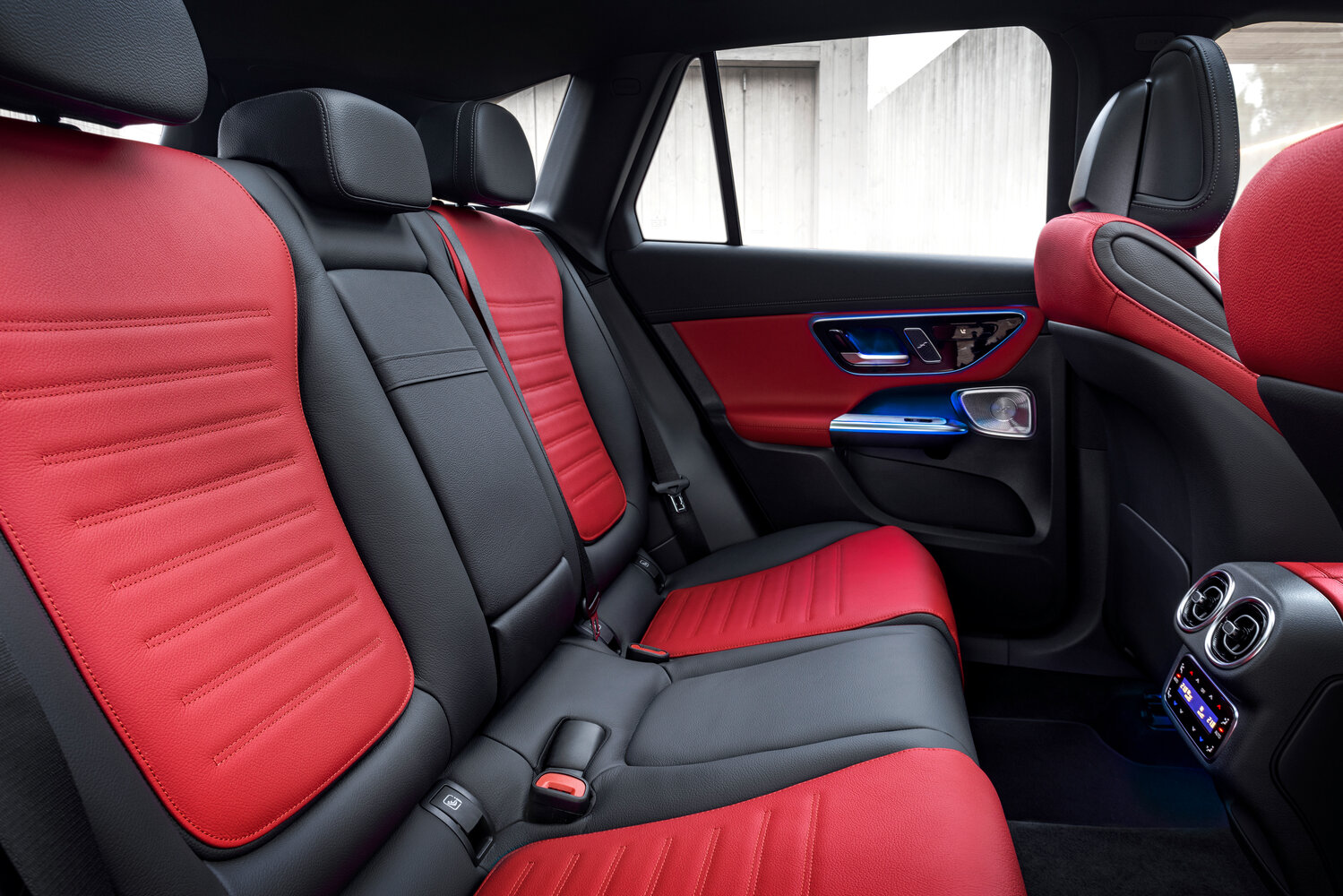 Mercedes-Benz GLC 2024 GLC 300 L 4MATIC Luxury 5 мест