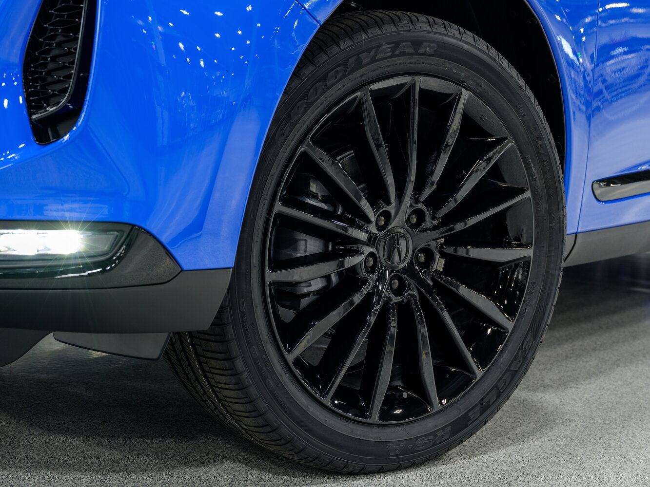 Acura RDX — справочные фотографии комплектации, Диск