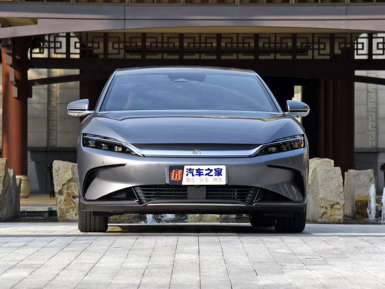 BYD Han 2022 EV 715KM