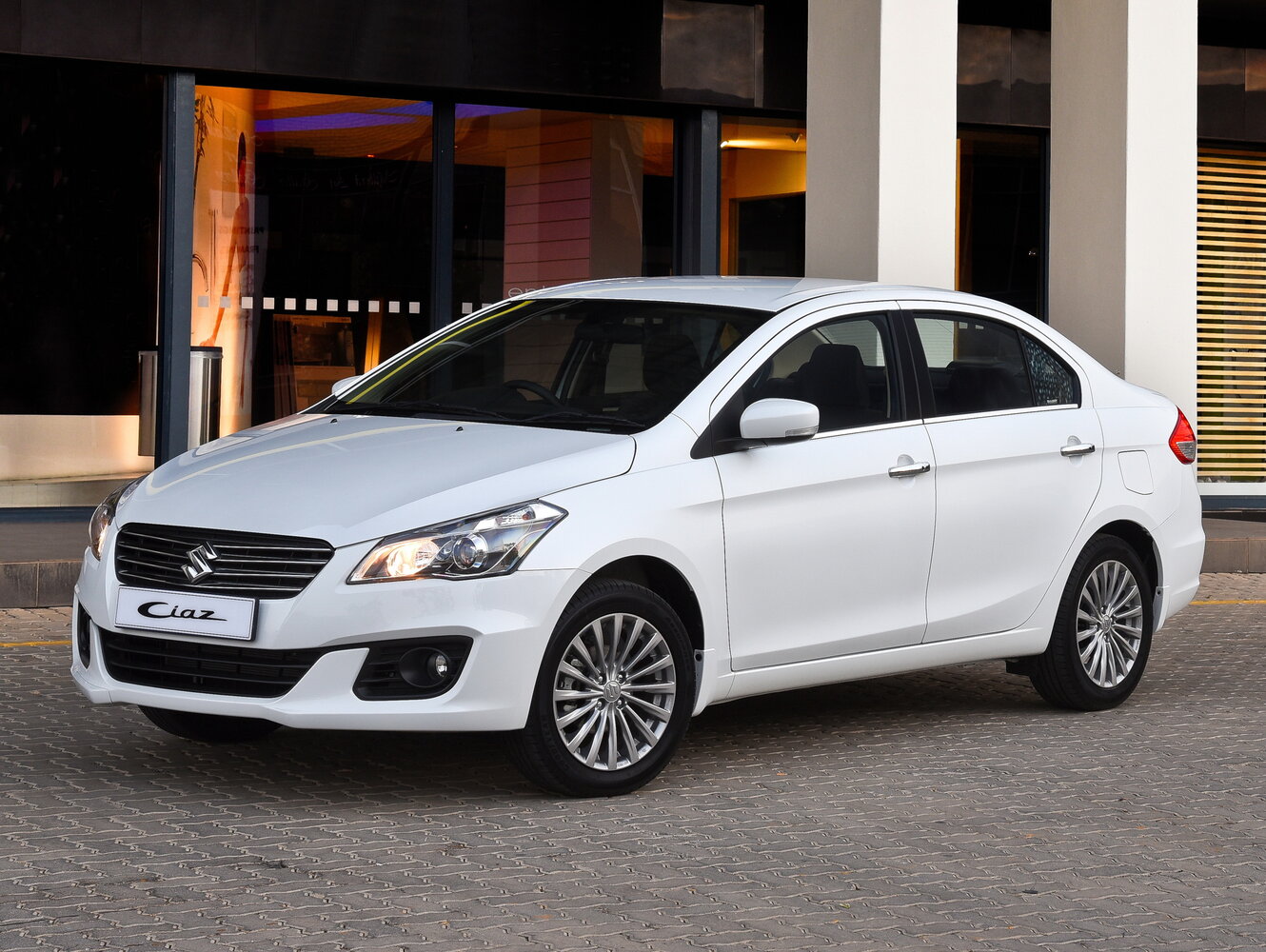 Suzuki Ciaz — I поколение (2014–2019)