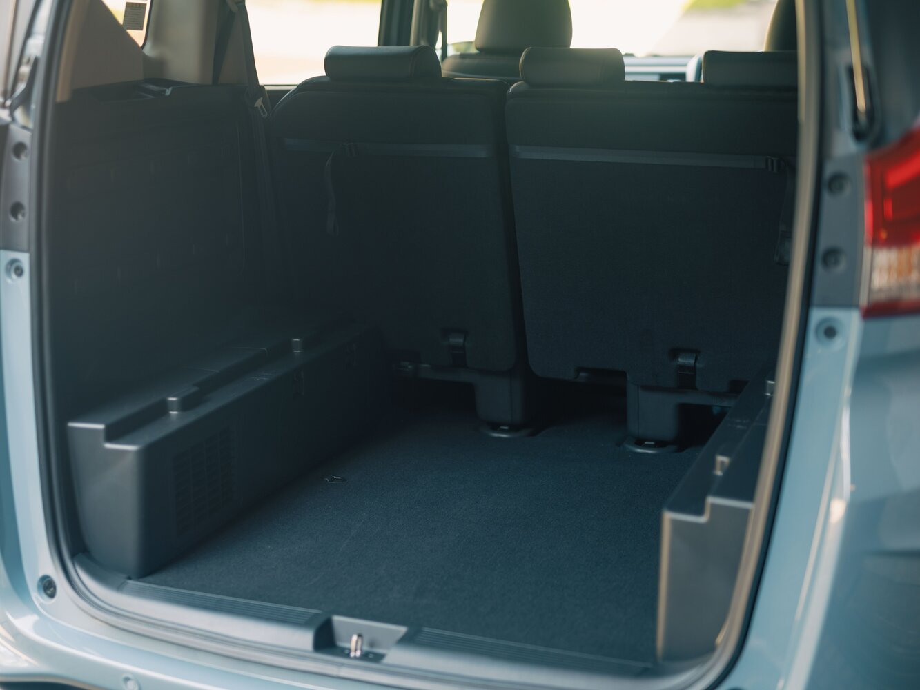 Honda Freed — справочные фотографии комплектации, Багажник
