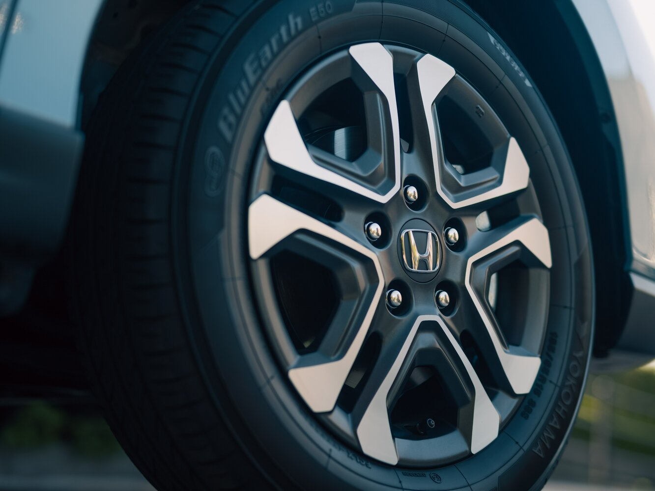 Honda Freed — справочные фотографии комплектации, Диск